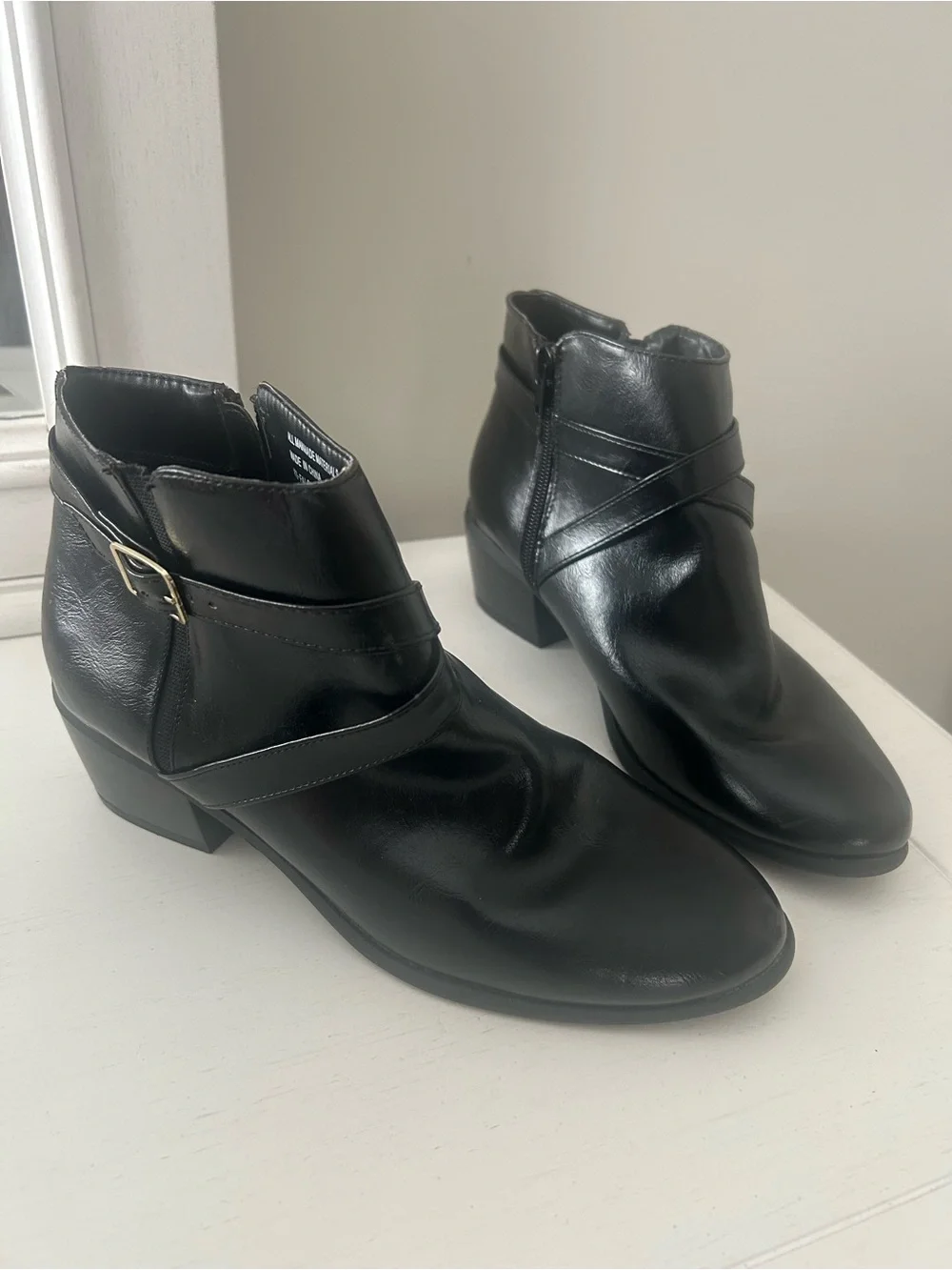 Karen Scott Black Leather Ankle Boot with Buckle Strap